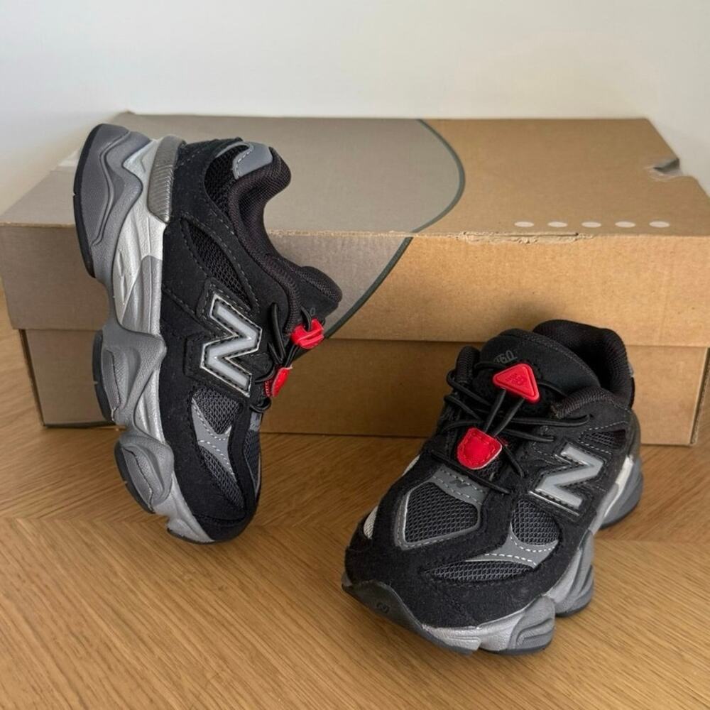 New Balance 9060 ‘Black Castlerock’ Toddler Sneakers- SZ 8 C